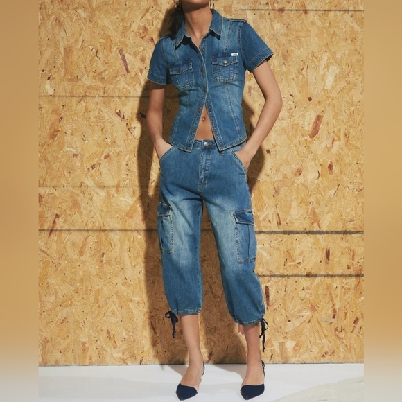 GUESS ORIGINALS Women's Denim Cargo Capri Pant, Tinted Denim, Size 26 - Picture 7 of 15